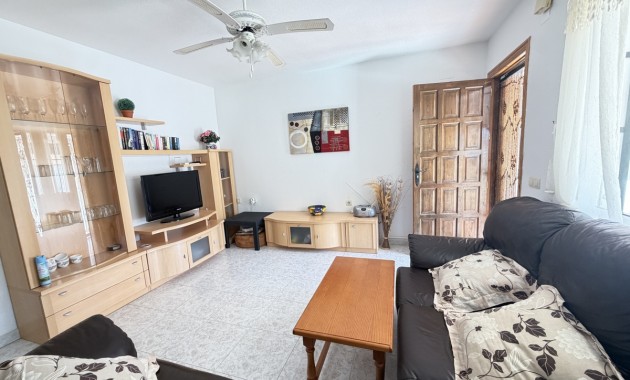 Venta - Apartamento / piso -
Orihuela Costa - Villamartin