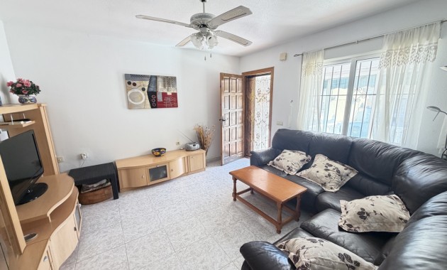Venta - Apartamento / piso -
Orihuela Costa - Villamartin
