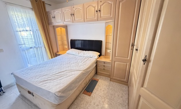 Venta - Apartamento / piso -
Orihuela Costa - Villamartin