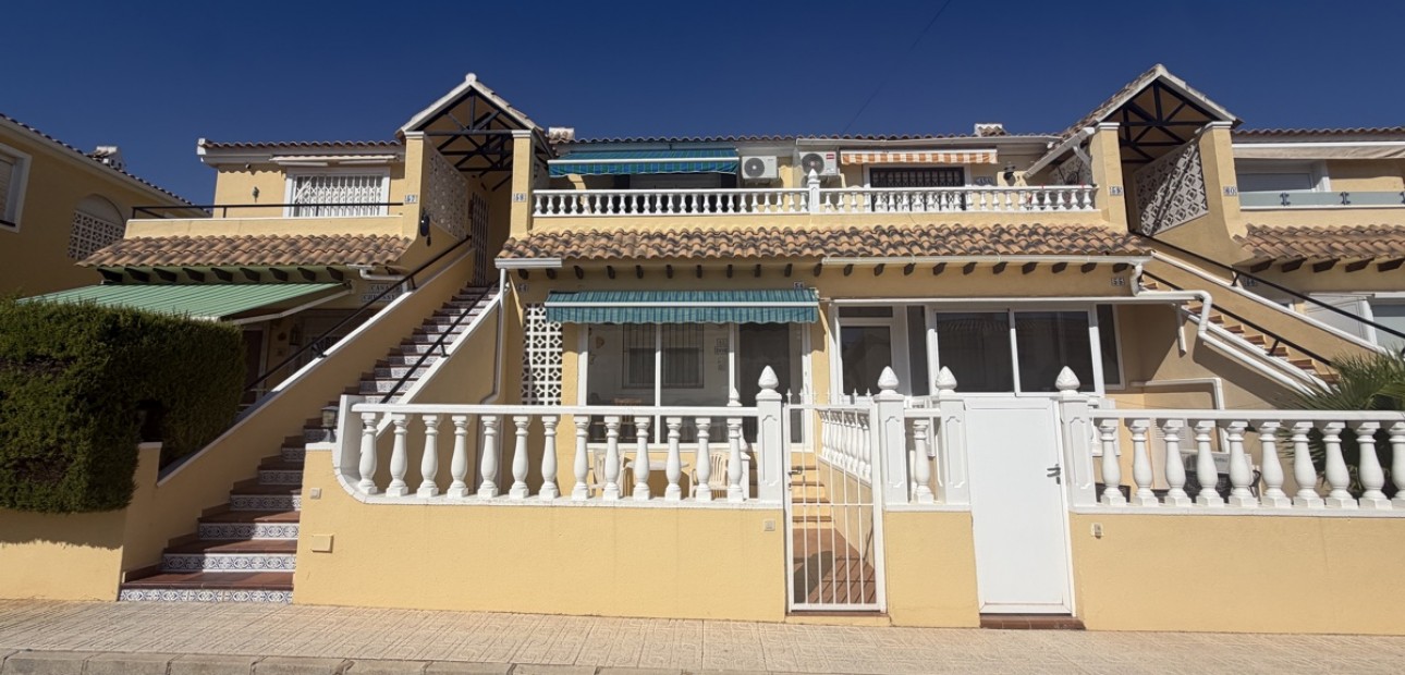 Venta - Apartamento / piso -
Orihuela Costa - Villamartin