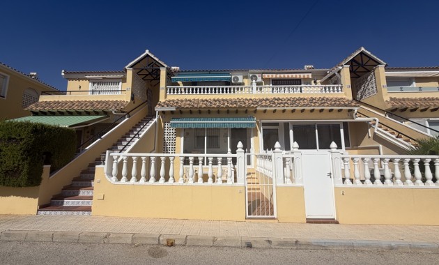 Venta - Apartamento / piso -
Orihuela Costa - Villamartin