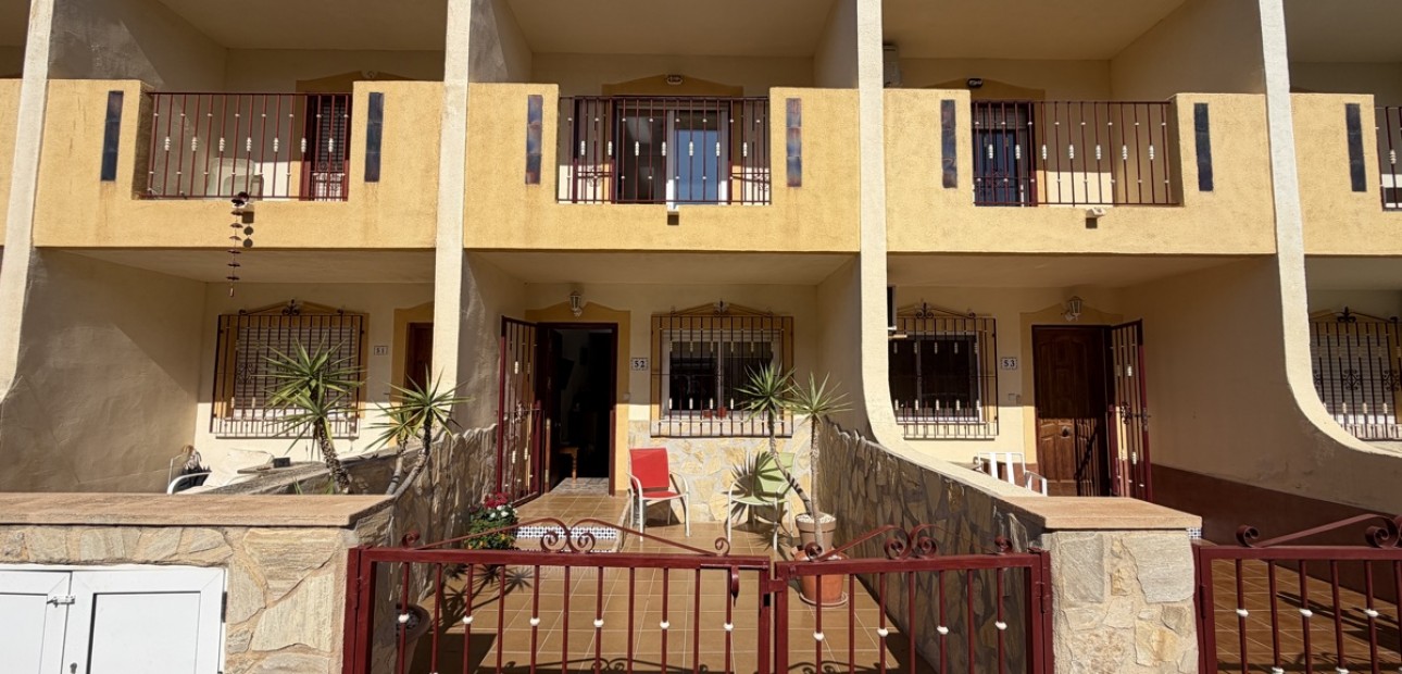 Venta - Adosado -
Orihuela Costa - La Zenia