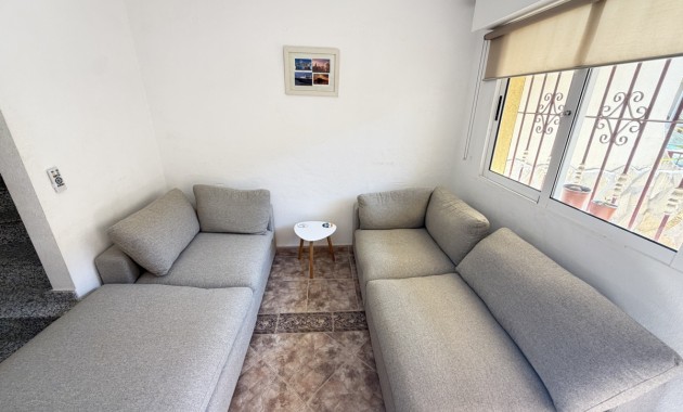 Venta - Adosado -
Orihuela Costa - La Zenia