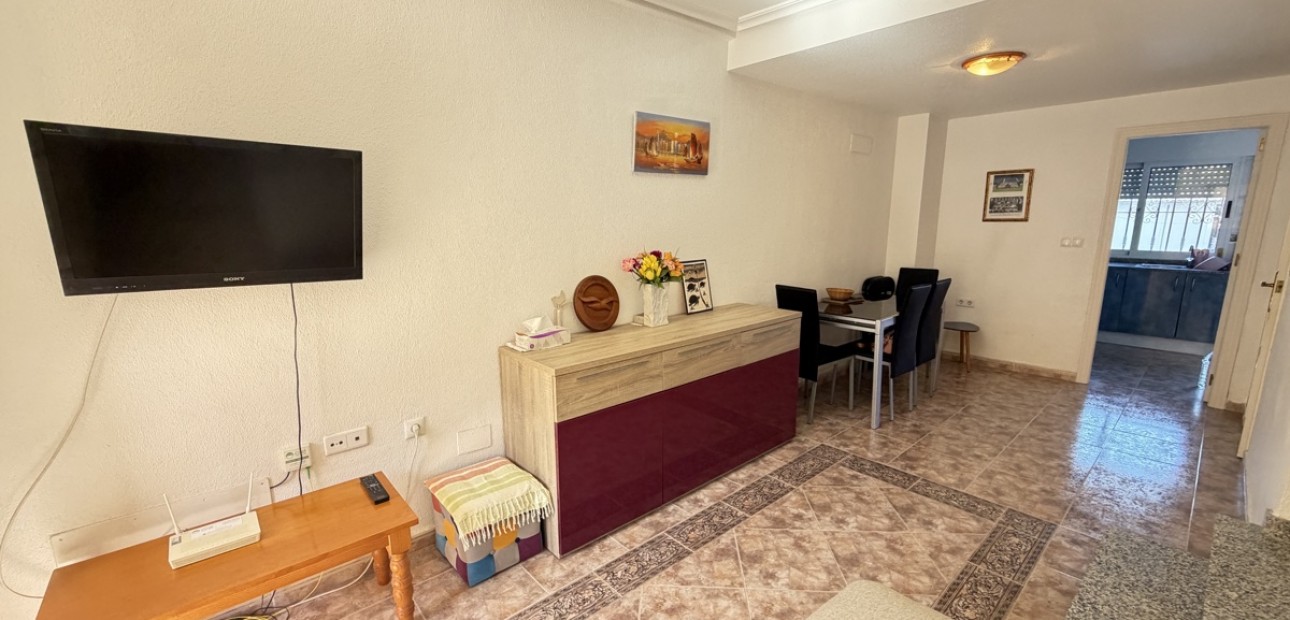 Venta - Adosado -
Orihuela Costa - La Zenia