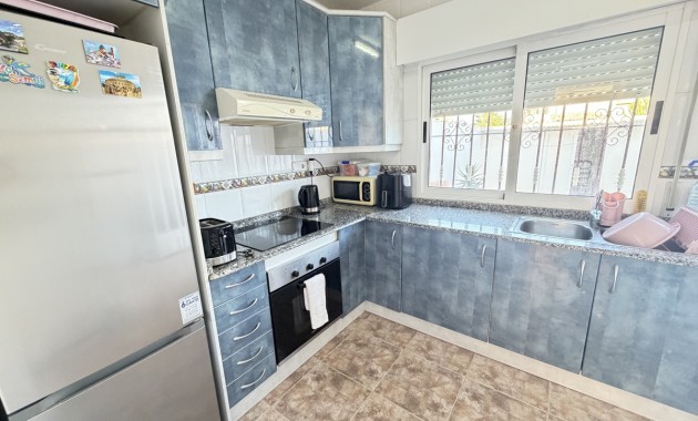 Venta - Adosado -
Orihuela Costa - La Zenia