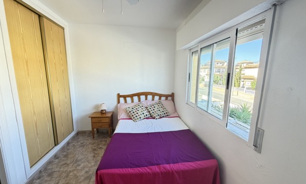 Venta - Adosado -
Orihuela Costa - La Zenia