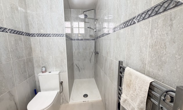Venta - Adosado -
Orihuela Costa - La Zenia