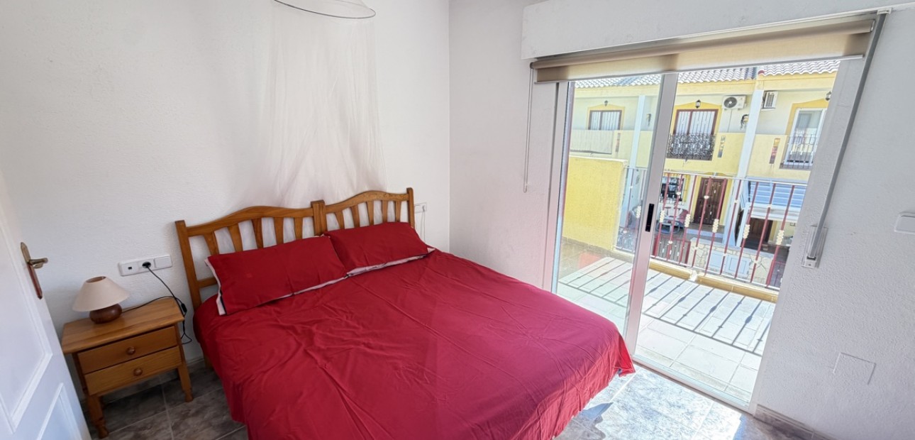 Venta - Adosado -
Orihuela Costa - La Zenia