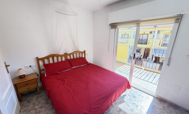 Venta - Adosado -
Orihuela Costa - La Zenia