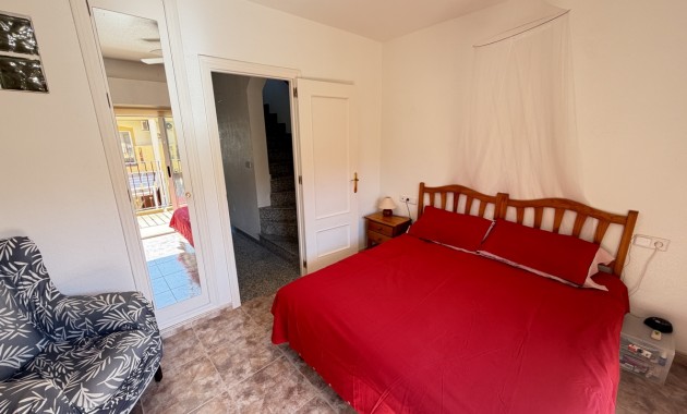 Venta - Adosado -
Orihuela Costa - La Zenia