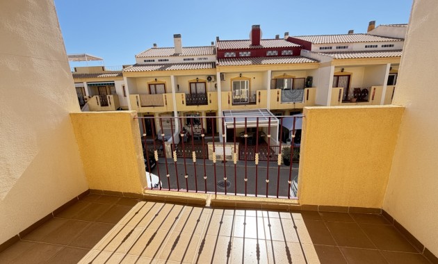 Venta - Adosado -
Orihuela Costa - La Zenia