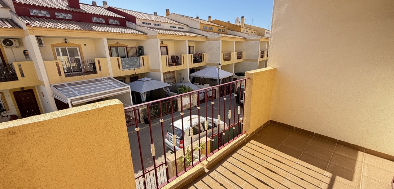 Venta - Adosado -
Orihuela Costa - La Zenia