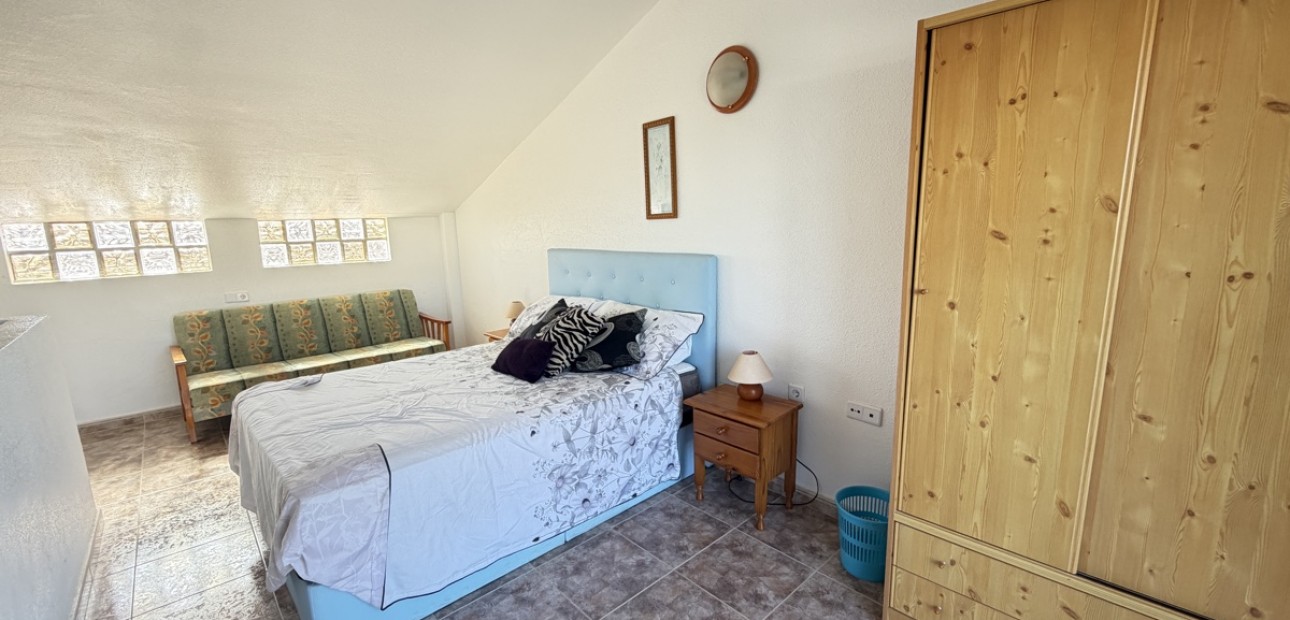 Venta - Adosado -
Orihuela Costa - La Zenia