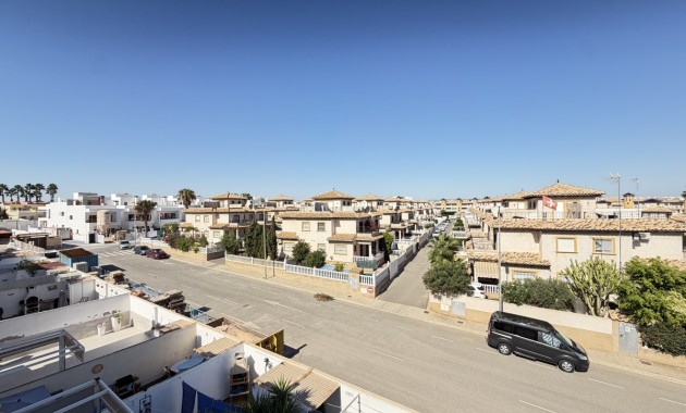 Venta - Adosado -
Orihuela Costa - La Zenia