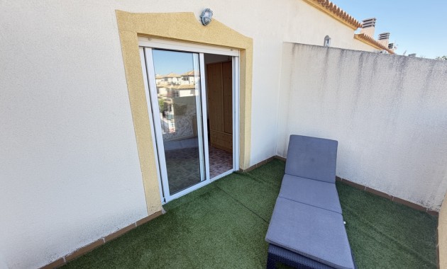 Venta - Adosado -
Orihuela Costa - La Zenia