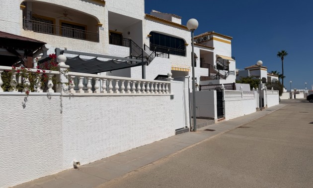 Venta - Apartamento / piso -
Orihuela - Entre Naranjos Vistabella