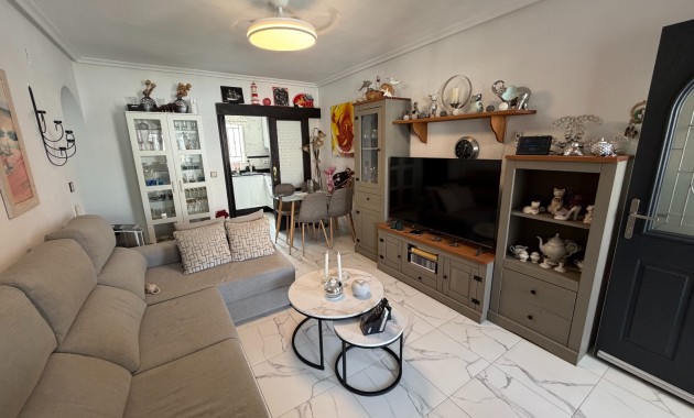 Venta - Apartamento / piso -
Orihuela - Entre Naranjos Vistabella