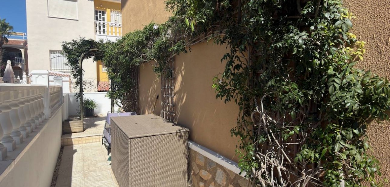 Herverkoop - Villa -
Ciudad Quesada - Doña Pena
