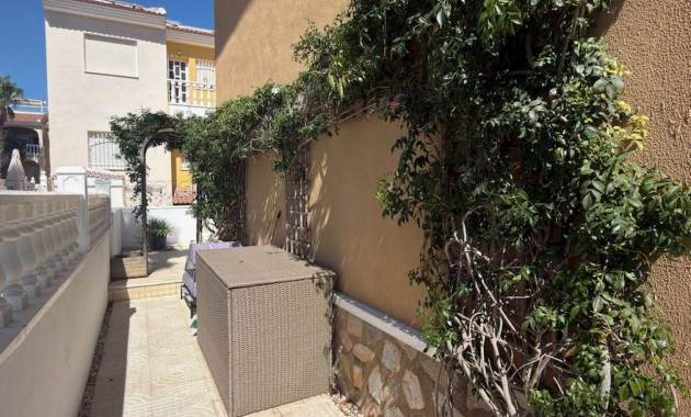 Herverkoop - Villa -
Ciudad Quesada - Doña Pena
