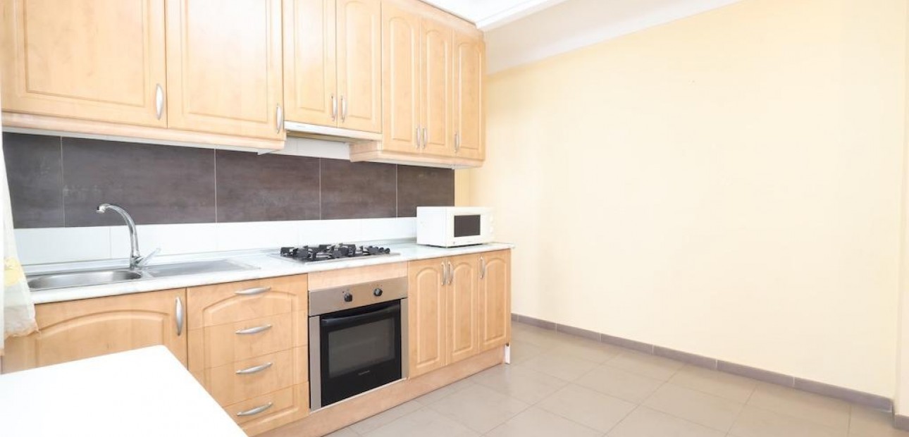 Herverkoop - Appartement / flat -
Torrevieja - Centro