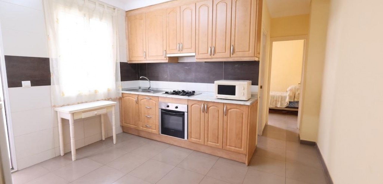Herverkoop - Appartement / flat -
Torrevieja - Centro