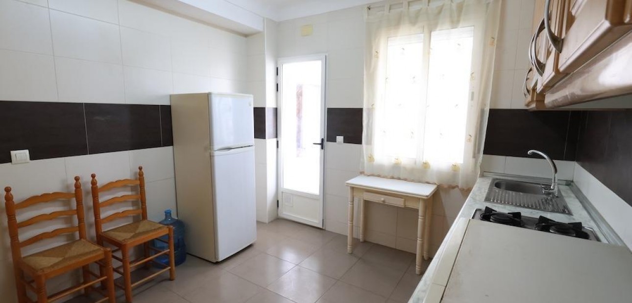 Herverkoop - Appartement / flat -
Torrevieja - Centro