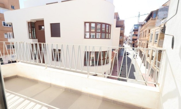 Herverkoop - Appartement / flat -
Torrevieja - Centro
