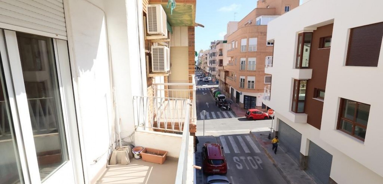 Herverkoop - Appartement / flat -
Torrevieja - Centro