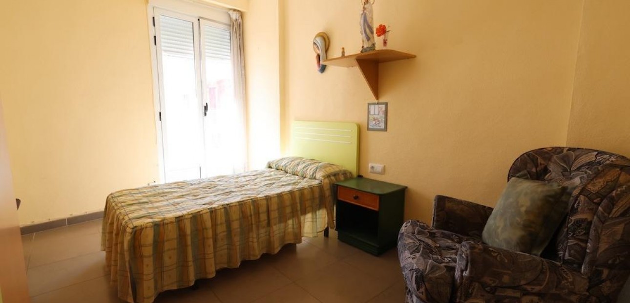 Herverkoop - Appartement / flat -
Torrevieja - Centro