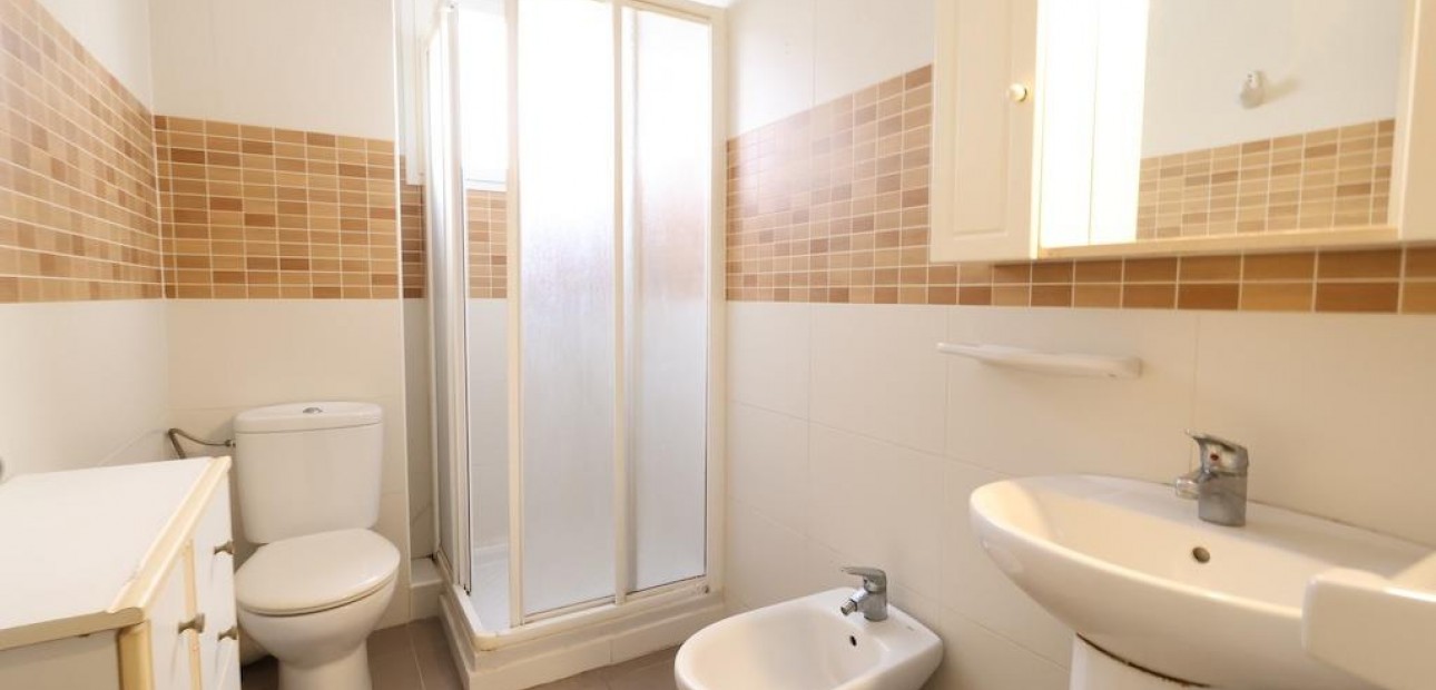 Herverkoop - Appartement / flat -
Torrevieja - Centro