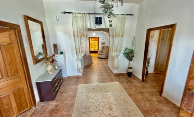 Sale - Finca / Country Property -
La Murada
