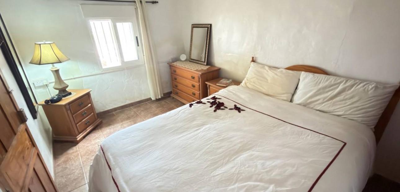 Sale - Finca / Country Property -
La Murada