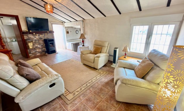 Sale - Finca / Country Property -
La Murada