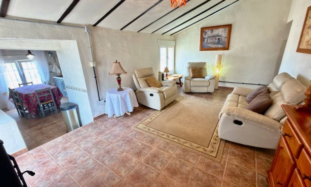 Sale - Finca / Country Property -
La Murada