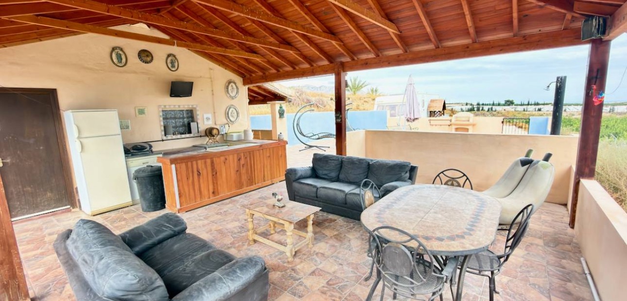 Sale - Finca / Country Property -
La Murada