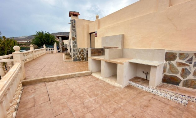 Sale - Finca / Country Property -
La Murada