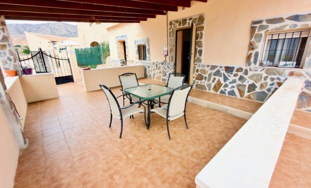 Sale - Finca / Country Property -
La Murada