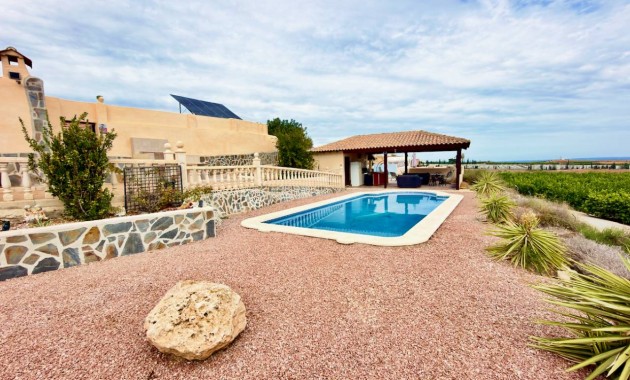 Sale - Finca / Country Property -
La Murada