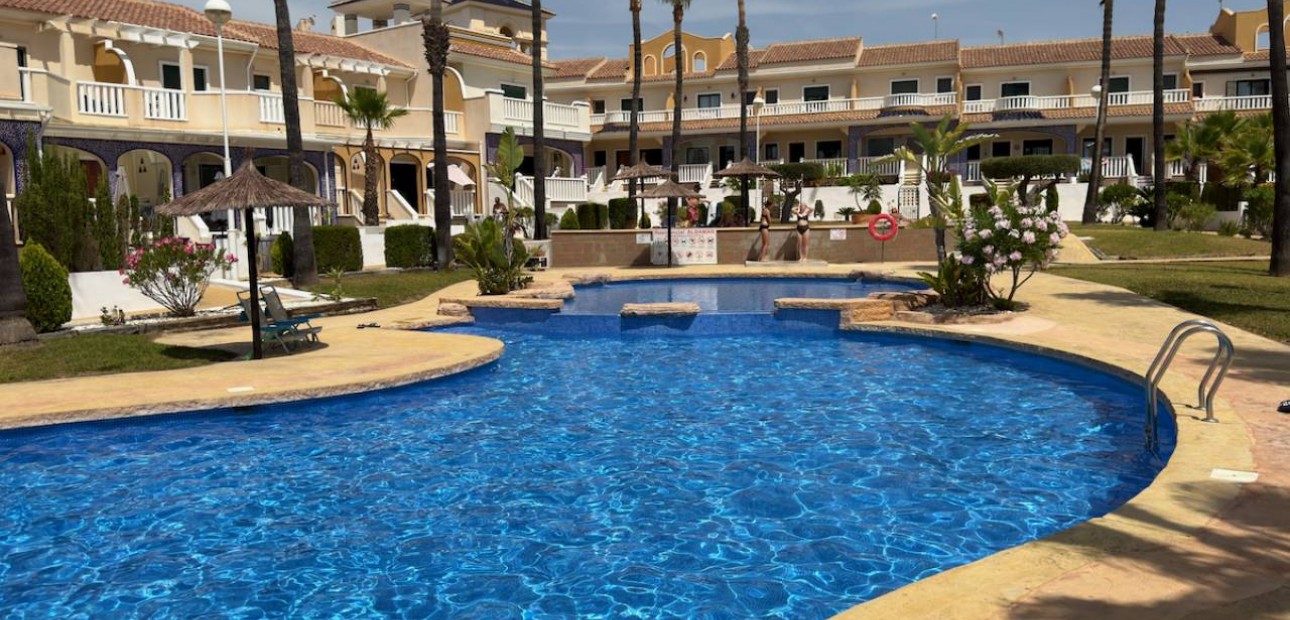 Herverkoop - Appartement / flat -
Ciudad Quesada - Dona Pepa