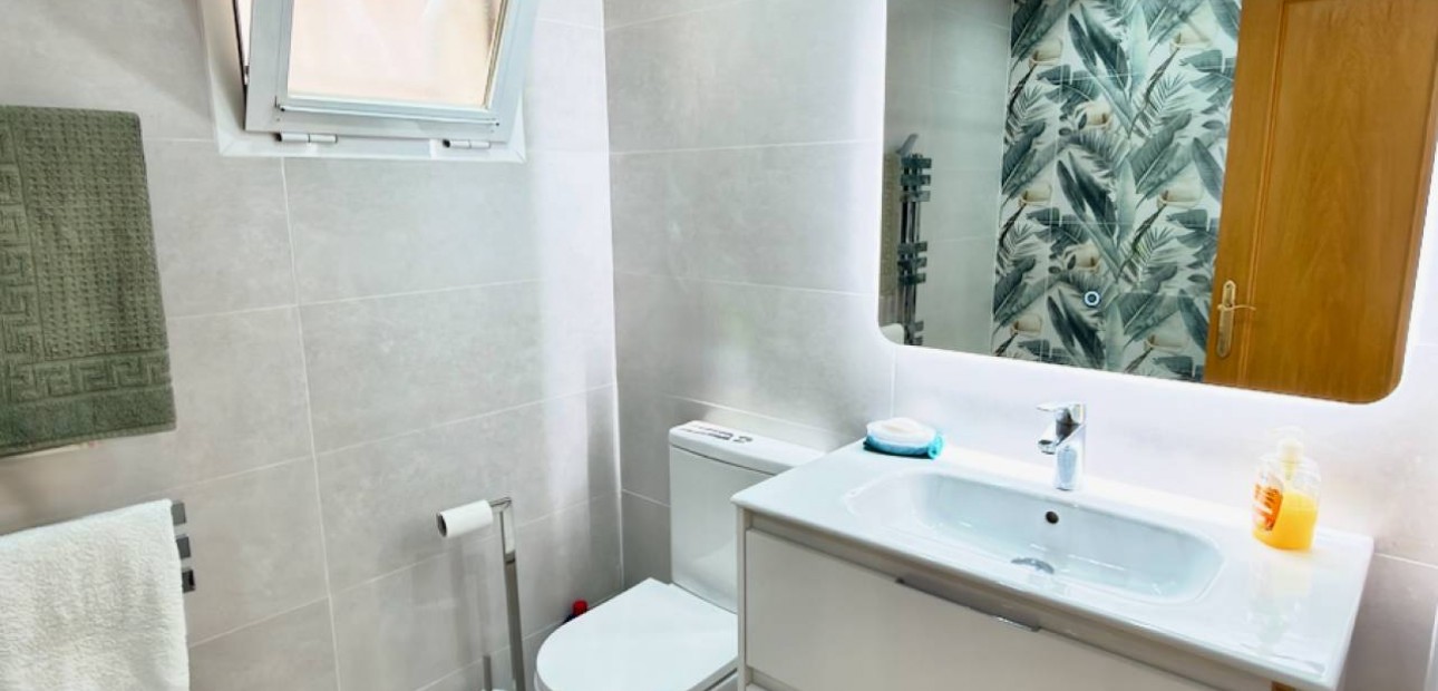 Venta - Apartamento / piso -
Daya Nueva
