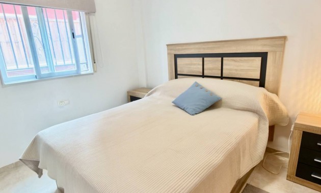 Venta - Apartamento / piso -
Daya Nueva