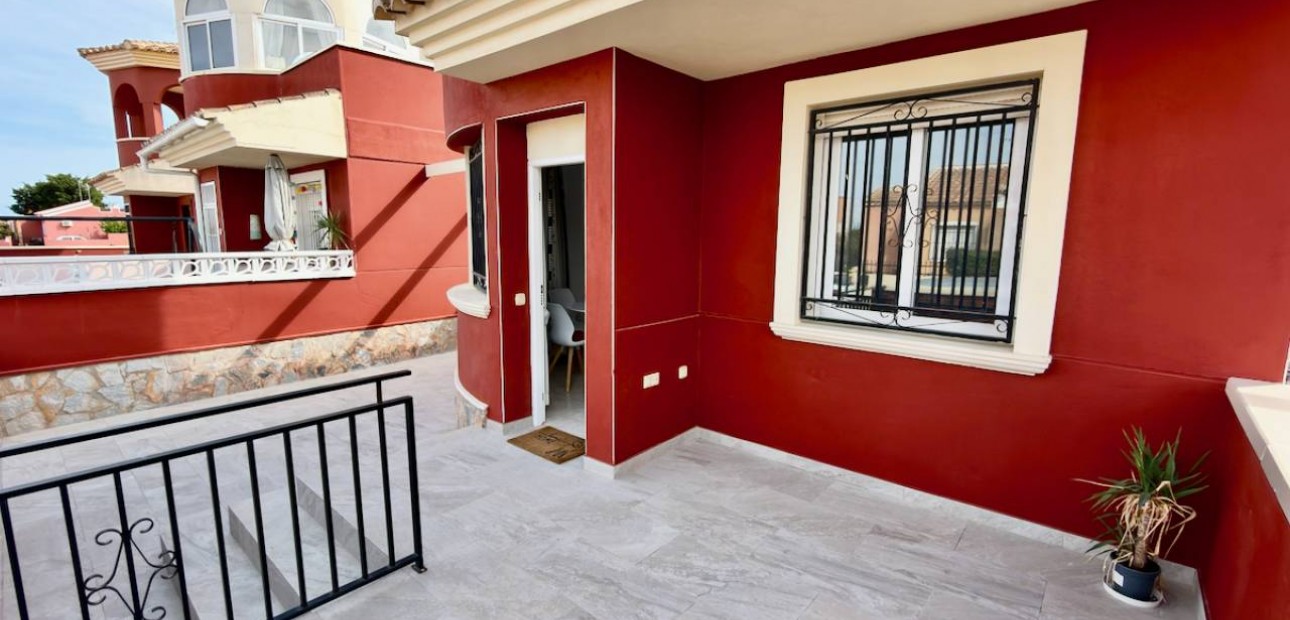 Venta - Apartamento / piso -
Daya Nueva