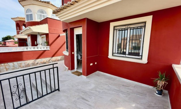 Venta - Apartamento / piso -
Daya Nueva