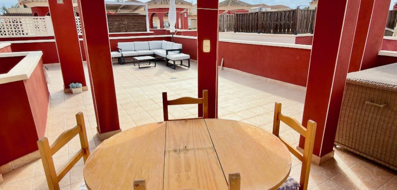 Venta - Apartamento / piso -
Daya Nueva