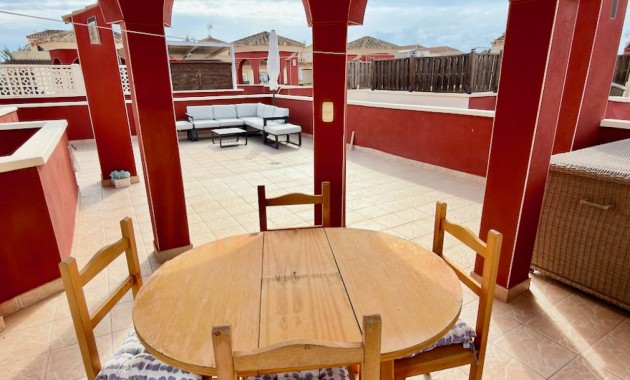 Venta - Apartamento / piso -
Daya Nueva