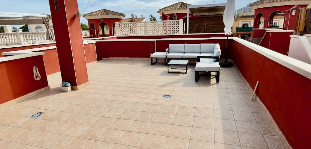 Venta - Apartamento / piso -
Daya Nueva