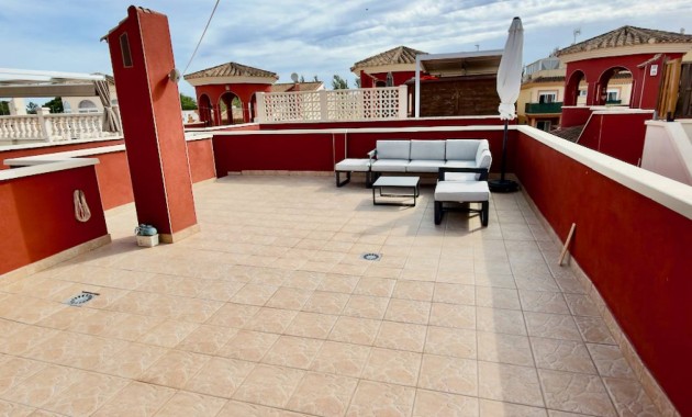 Venta - Apartamento / piso -
Daya Nueva