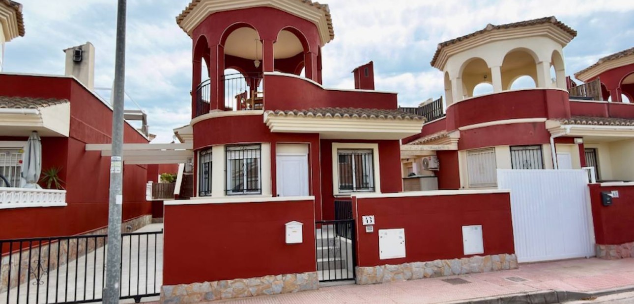 Venta - Apartamento / piso -
Daya Nueva