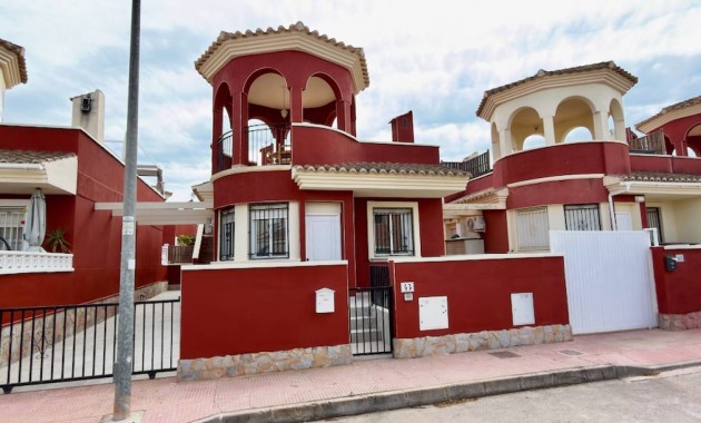 Venta - Apartamento / piso -
Daya Nueva