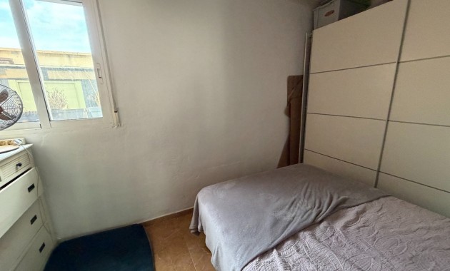 Sale - Apartment / flat -
Benejúzar - Inland
